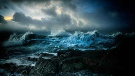 Raging Storm at Sea wallpaper