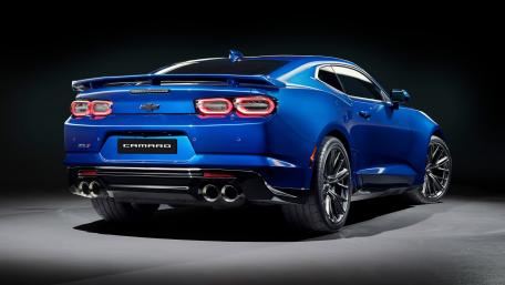 Powerful Blue Chevrolet Camaro Wallpaper for Enthusiasts wallpaper