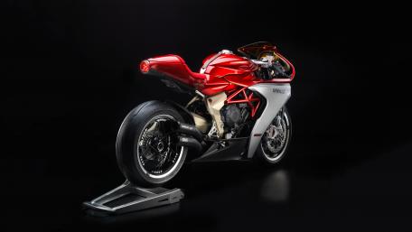 Stunning MV Agusta Superveloce 800 Serie Oro Wallpaper wallpaper