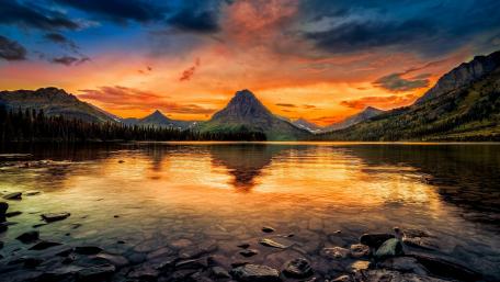 Two Medicine Lake - Glacier National Park, Montana wallpaper