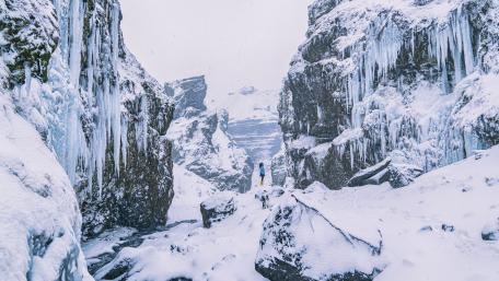 Icicles wallpaper
