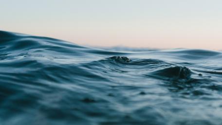 Serene Waves of Blue Water Moments wallpaper