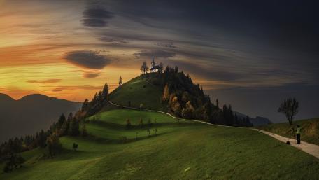 Hilltop Temple at Dusk wallpaper