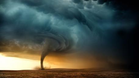 Supercell's Wrath: Nature's Fury in 4K wallpaper
