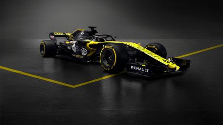 Dynamic Renault F1 Car in Stunning Black and Yellow Scheme wallpaper