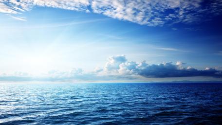 Endless Blue Horizon over Calm Sea wallpaper