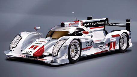 Dynamic Audi e-tron Racing Experience wallpaper