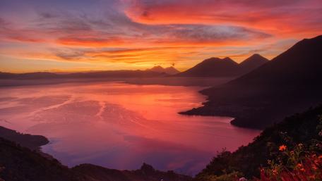 Lake Atitlán wallpaper