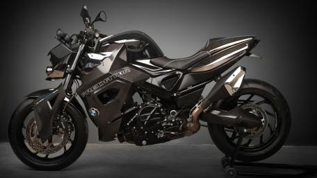 Sleek and Powerful BMW Motorcycle Wallpaper wallpaper