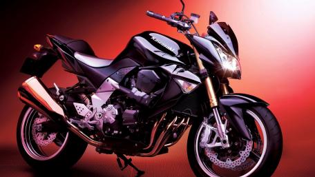 Sleek Power of Kawasaki Z 1000 Motorcycle Wallpaper wallpaper