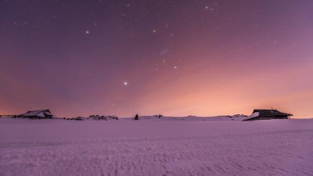 Winter Serenity Under Starry Skies wallpaper