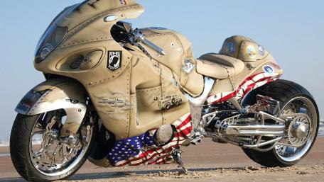 Sleek Suzuki Sport Bike by the Beach wallpaper