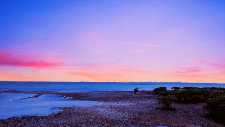 The twilight beach wallpaper