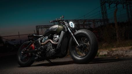 Sleek Motorcycle Under the Night Sky wallpaper