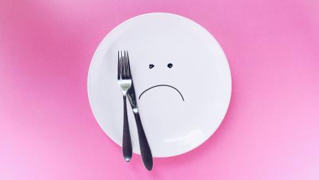 Sad empty plate wallpaper