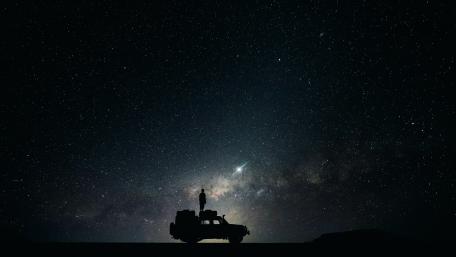 Solitary observer wallpaper