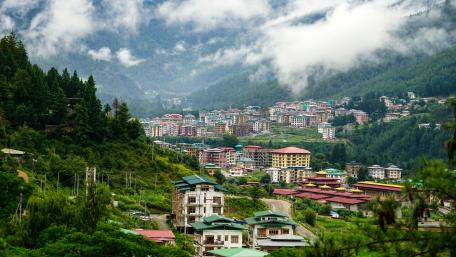 Himalayan township wallpaper
