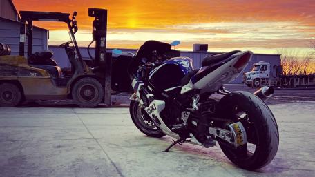 Suzuki gsx r wallpaper