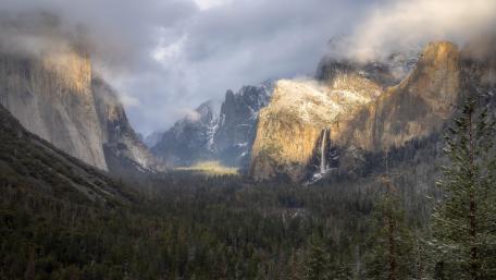 Yosemite Tunnel View wallpaper