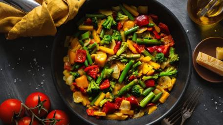 Vibrant Vegetarian Medley for Healthy Living wallpaper