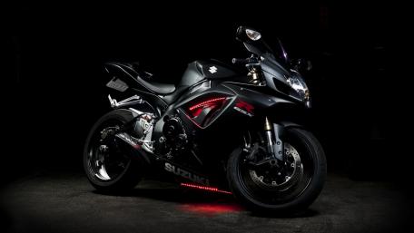 Suzuki GSX-R Sport Bike Power and Elegance wallpaper