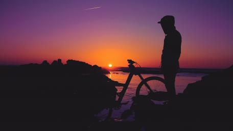 Sunset Ride into the Horizon wallpaper