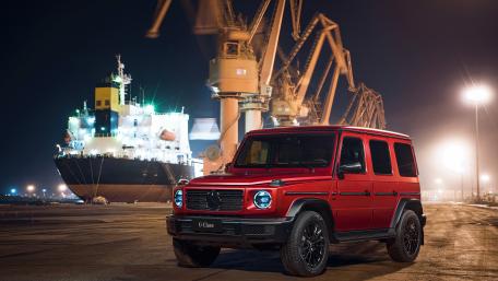 Stunning Red Mercedes-Benz G-Class at Night wallpaper