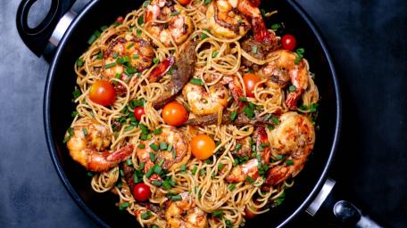 Delicious Scampi Pasta Dish for Food Lovers wallpaper
