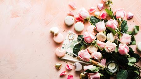 Blissful Pastel Roses and Macarons Wallpaper wallpaper