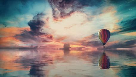 Vibrant Skies and Balloon Reflections 5K wallpaper