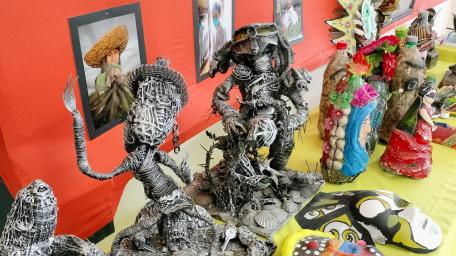Recycled Art wallpaper