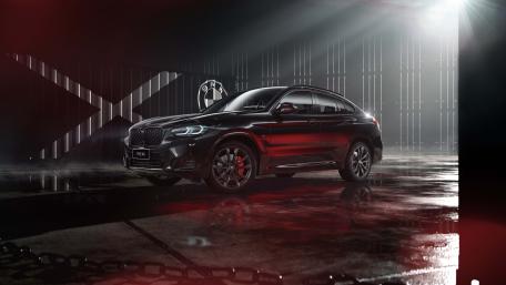Sleek and Stunning BMW X4 in 8K Detail wallpaper
