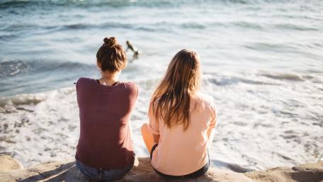Serenity by the Shore with Friends wallpaper