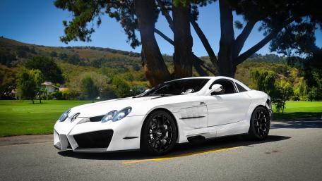 Sleek Mercedes-Benz McLaren in Natural Beauty wallpaper