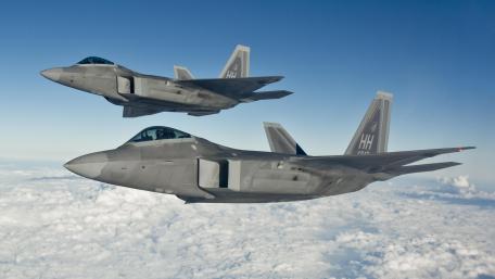 2 F-22 Raptors In The Air wallpaper
