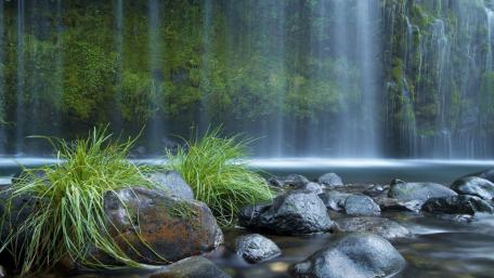 Mossbrae Falls wallpaper
