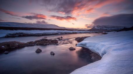 Winter Serenity by the Riverbank wallpaper
