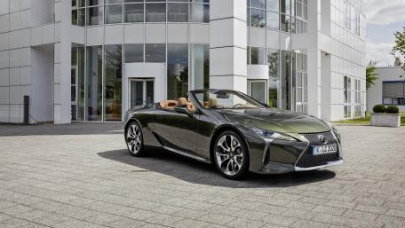 Sleek Lexus LC 500 Convertible Wallpaper wallpaper
