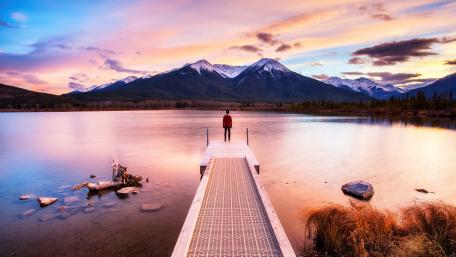 Pier in the Banff National Park wallpaper