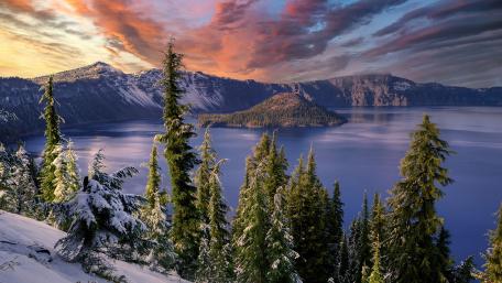 Wizard Island Crater Lake (Oregon) wallpaper