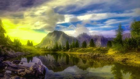 Serene Alpine Lake at Sunset wallpaper