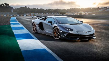 Sleek Lamborghini Aventador on the Track wallpaper