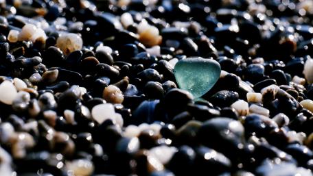 Serene Pebble Beach Vibes wallpaper