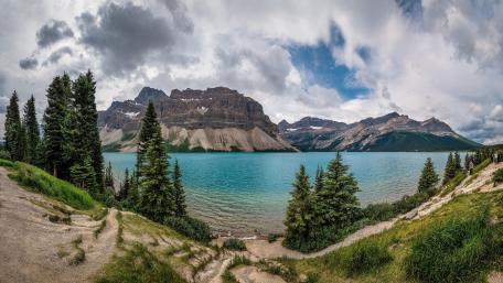 Bow Lake wallpaper