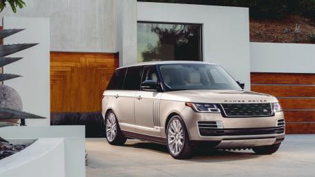 Sleek Elegance of the Range Rover SUV wallpaper