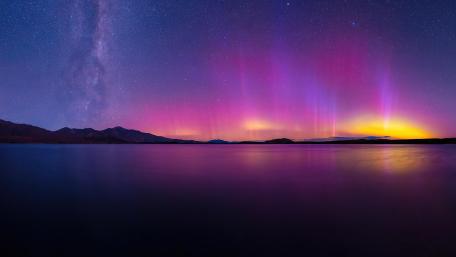 Lake Tekapo wallpaper