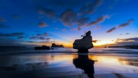 Te Whanganui-A-Hei (Cathedral Cove) Marine Reserve wallpaper