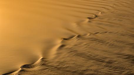 Golden water wallpaper
