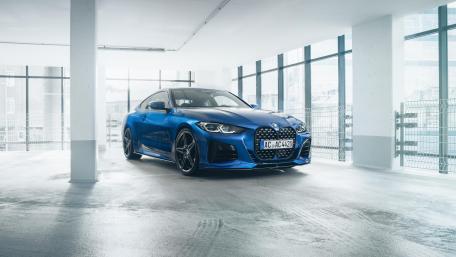 Dreamy BMW Z4 in Stunning Blue Shade wallpaper