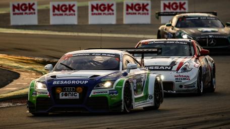 The Dubai 24H Endurance Race in 2017 wallpaper